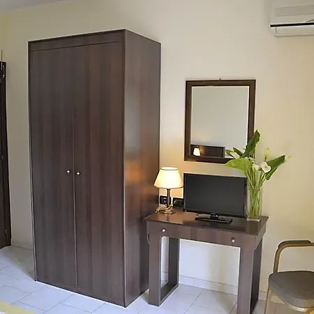 Marabel 3*